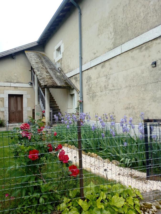 Le Gite Du Haut Chatillon-la-Palud Luaran gambar